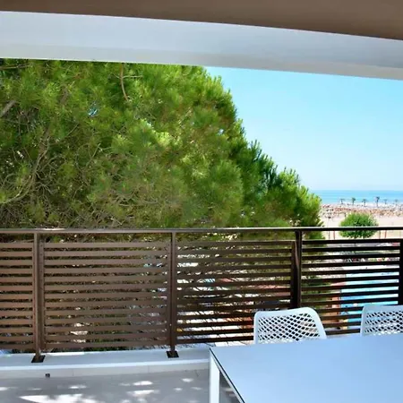 Enchanting With Sunny Terrace Apartment *