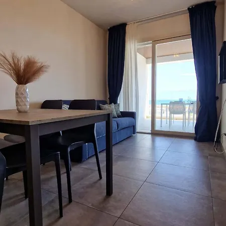 Apartment Enchanting With Sunny Terrace *