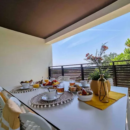 Enchanting With Sunny Terrace Apartment