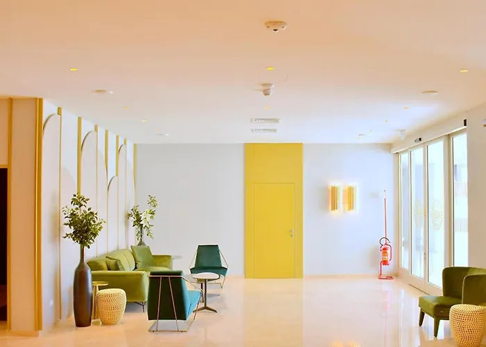 Apartment Enchanting With Panoramic Terrace