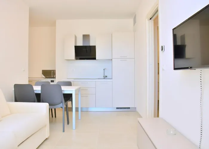 Apartament Enchanting With Panoramic Terrace Bibione